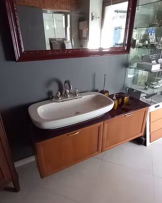 mobile bagno legno