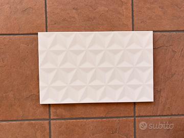 PIASTRELLA DA RIVESTIMENTO 20X40 BIANCO DECORO