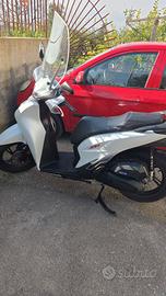sh 125 sport bianco