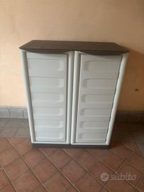 Armadietto basso da esterno nuovo