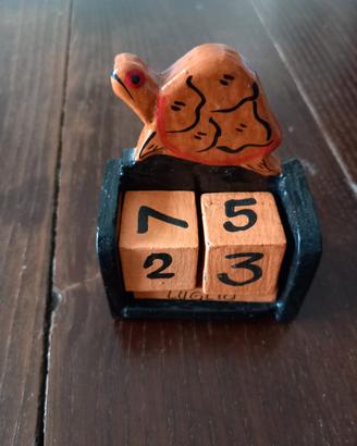 Calendario perpetuo in legno