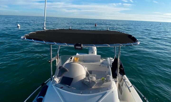 Cabinato Numo 630 WA con motore Suzuki DF150AP