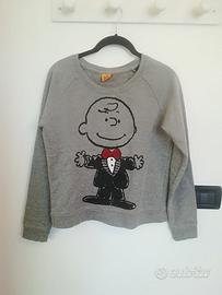 Felpa con Charlie Brown