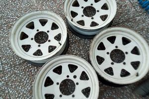  4 gomme x Suzuki samurai e gimni 205/70/15 .