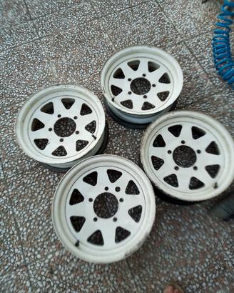  4 gomme x Suzuki samurai e gimni 205/70/15 .