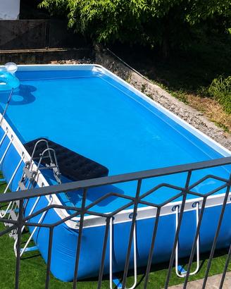 Piscina  rettangolare completa di filtro a sabbia