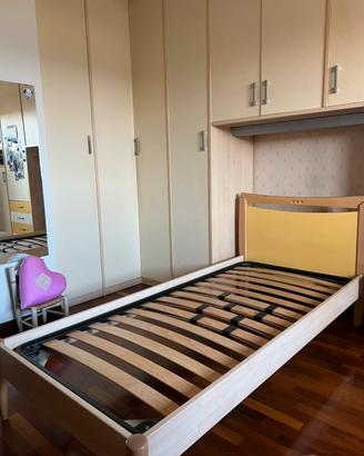 Letto signolo in legno con rete inclusa