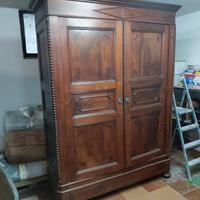 Armadio in noce