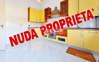 Ampio trilocale da personalizzare- NUDA PROPRIETA'