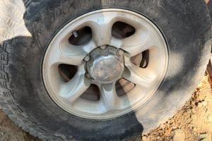 Gomme e cerchi pajero