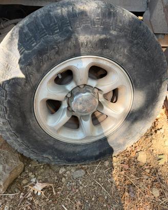 Gomme e cerchi pajero