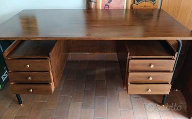 Scrivania vintage (anni'60)

