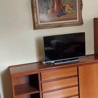 credenza con tavolino