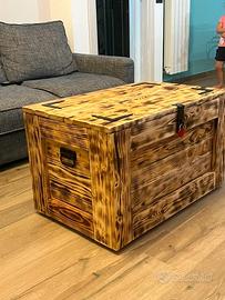 Cassapanca in legno