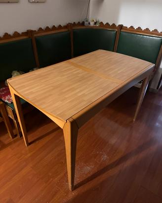 Tavolo in legno allungabile