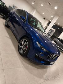 Maserati Levante MHEV 330 CV AWD GT Cartier