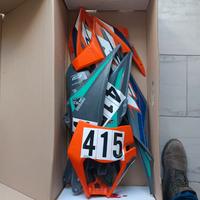 PLASTICHE OFF ROAD IN BUONE CONDIZIONI 50 €