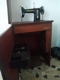 Macchina da cucire Necchi