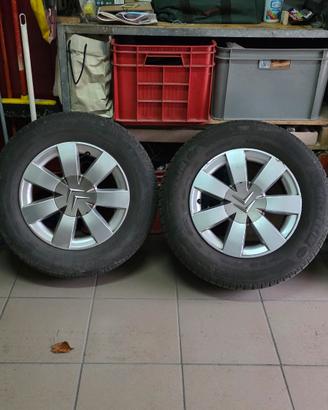 Cerchi in lega Citroen C8 con gomme Michelin