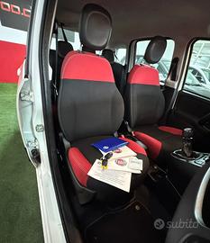 FIAT PANDA LOUNGE DA VETRINA