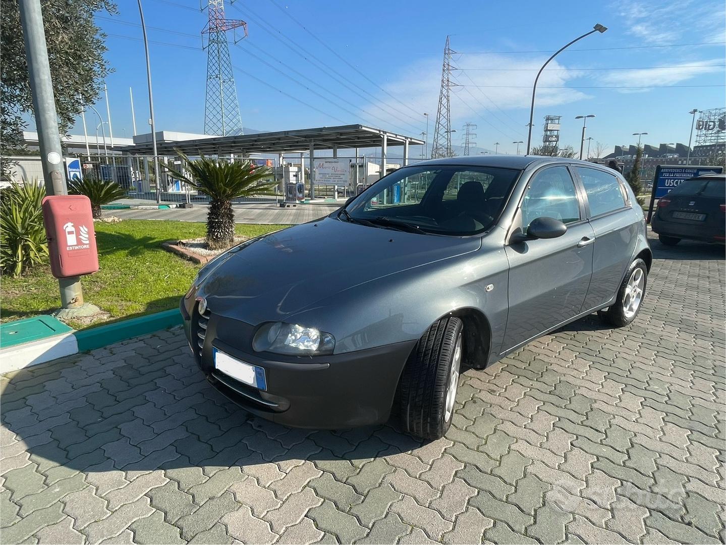 Alfa Romeo 147 1.9 JTD (115) 5 porte Distinctive (05/2005 - 06