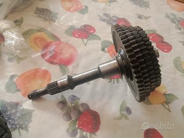 Cambio 4 marce e asse ruota vespa 50 special 