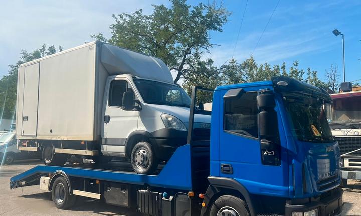 Iveco 120 EL 18/P pianale con rampe e portata 61 q