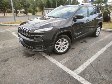 Jeep Cherokee 2.0D 4x4 Longitudine