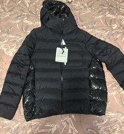 Moncler taglia M