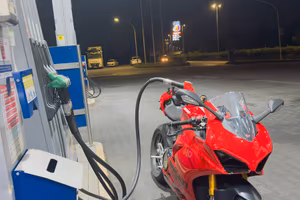 Panigale V2