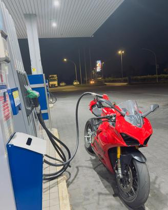 Panigale V2