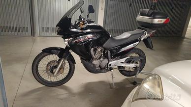 Honda Transalp XL650V