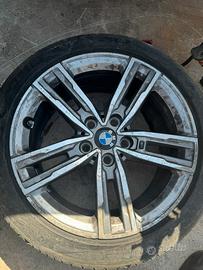 Vendiamo cerchi BMW serie 1 F40 m