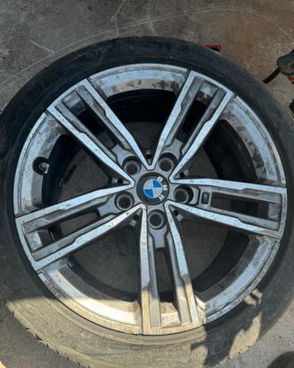 Vendiamo cerchi BMW serie 1 F40 m
