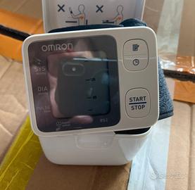 Misuratore di Pressione Arteriosa da Polso Omron