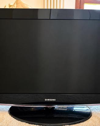 TV Samsung 32” LCD – Perfettamente funzionante