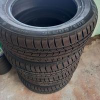 4 gomme termiche 205 60 16