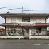 APPARTAMENTO IN VILLA CON BOX E CANTINA