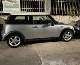 MINI Altro modello - 2002