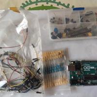 Arduino uno più componenti complimenti 