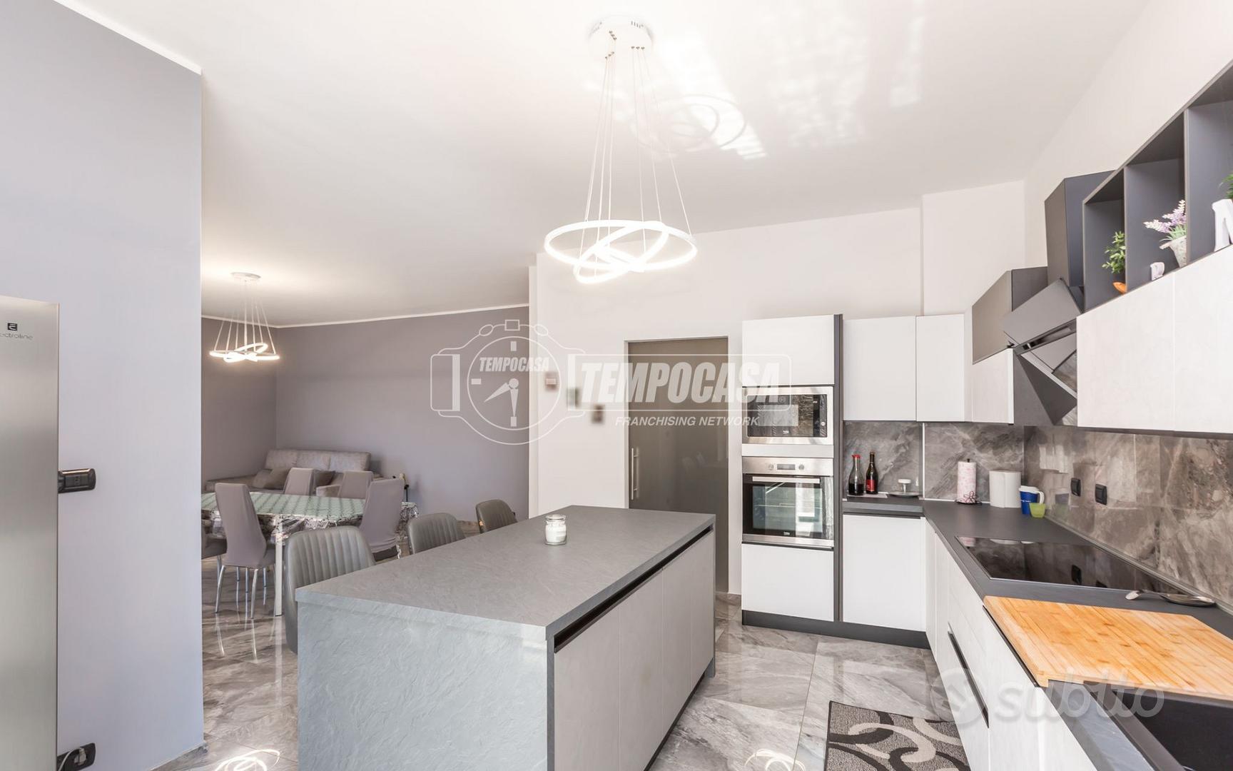Casa – Rivalba, Cascina Celeste - Altro