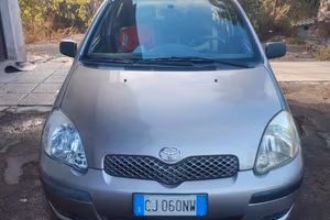 TOYOTA YARIS 1.4 TDI 75CV 5 porte 2003 neopatentat