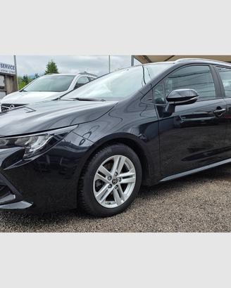 TOYOTA Corolla TS 1.8 Hybrid Business Tech
