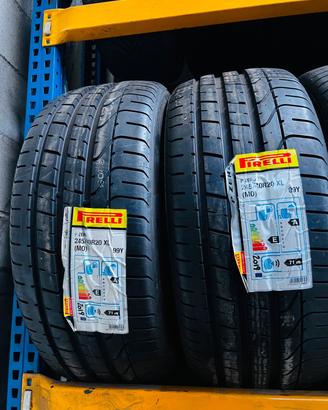 Gomme n2 estive 245/40/20 99y Pirelli Pzero nuove
