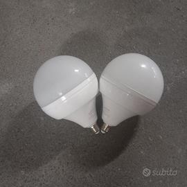 Coppia Lampadine LED Universo E27 30W Luce Calda