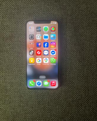 iphone 11  pro