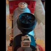 Trenino luci e movimento.