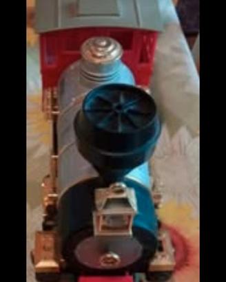 Trenino luci e movimento.