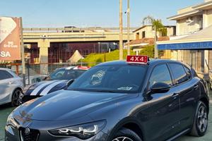 Alfa Romeo Stelvio 2.2 Turbodiesel 210 CV AT8 Q4 V
