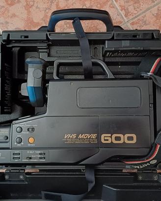 Hitachi VHS Movie 600 Videocamera Vintage
